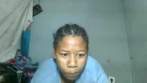 Snapshot of louane98 chatting on March 21, 2026, 8:19 am louane98 online show from March 21, 2026, 8:19 am