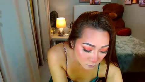 Snapshot of louie_sexy chatting on December 19, 2024, 6:56 am Cathy online show from December 19, 2024, 6:56 am