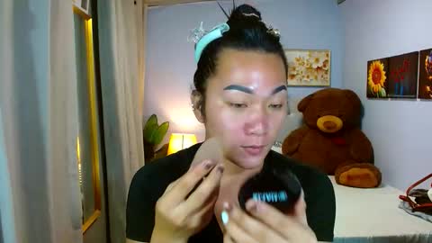 Snapshot of louie_sexy chatting on November 4, 2025, 12:37 pm Cathy online show from November 4, 2025, 12:37 pm