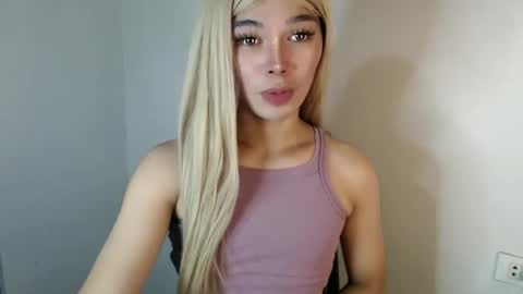 louilalicious online show from February 28, 2025, 5:15 am