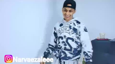 Snapshot of louis_ale chatting on October 31, 2025, 2:01 am Alejandro online show from October 31, 2025, 2:01 am