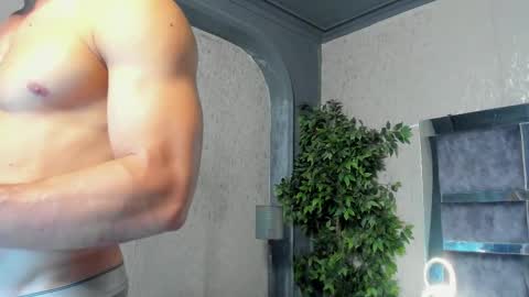 Louis online show from December 21, 2025, 9:33 pm