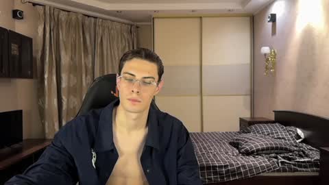 Mark online show from January 14, 2025, 2:19 am