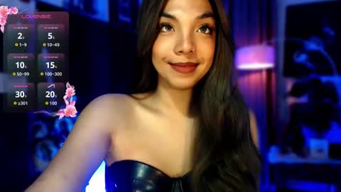 Louisa online show from November 12, 2025, 2:01 am