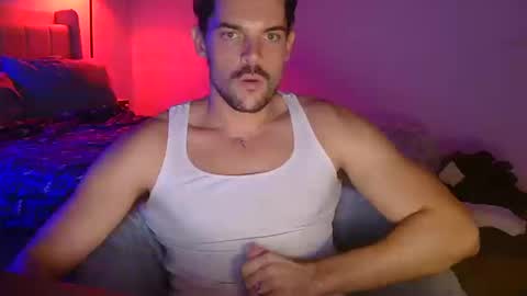 Snapshot of louisvalmer chatting on October 16, 2025, 3:29 am Louis Valmer online show from October 16, 2025, 3:29 am