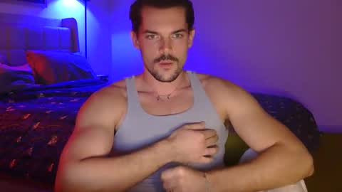 Snapshot of louisvalmer chatting on November 7, 2025, 2:33 am Louis Valmer online show from November 7, 2025, 2:33 am