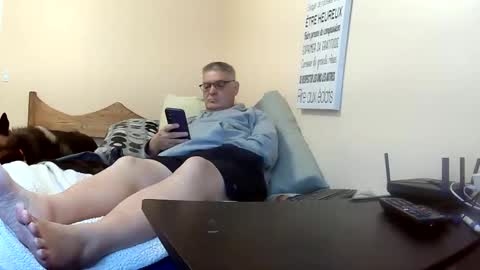 Snapshot of loumtl3 chatting on May 31, 2026, 1:51 pm loumtl3 online show from May 31, 2026, 1:51 pm