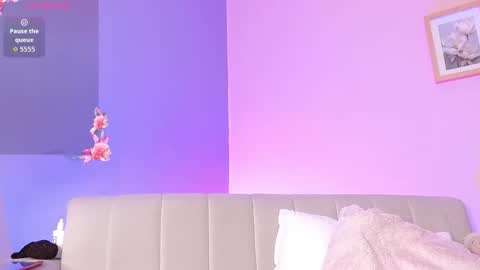 lourdes_moon22 online show from December 21, 2025, 12:23 pm