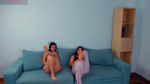 Brook and Del online show from October 7, 2025, 4:42 am