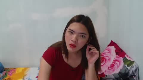 lovablesweet18 online show from March 8, 2026, 5:44 am