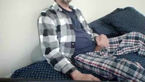 love2benaked686290 online show from May 19, 2026, 6:47 pm
