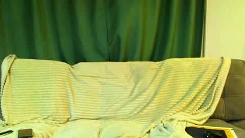 Cute face online show from March 28, 2026, 1:11 pm