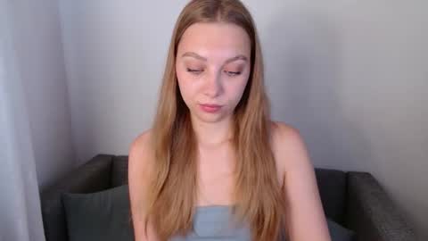love bella  online show from July 2, 2026, 12:21 am