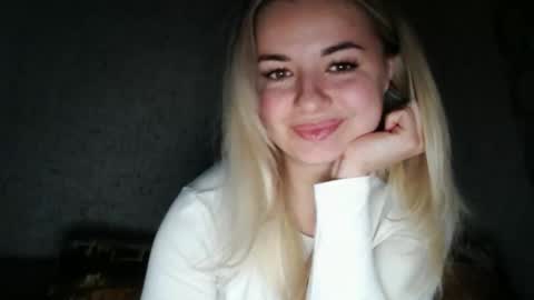 Megane online show from April 18, 2026, 4:38 am