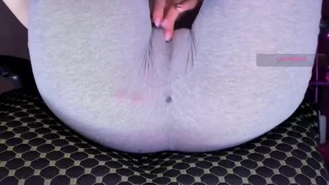 Kira online show from November 25, 2025, 10:04 am