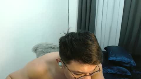 Snapshot of love_hottieh chatting on October 11, 2025, 2:00 am love_hottieh online show from October 11, 2025, 2:00 am