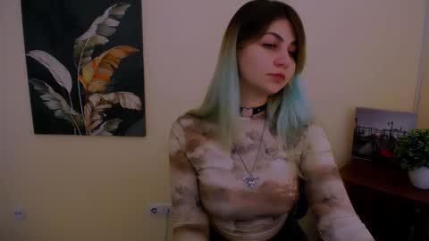Alexya online show from September 13, 2025, 11:04 pm