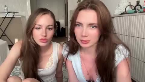 Snapshot of love_machine_ chatting on July 19, 2026, 3:05 pm Sofi online show from July 19, 2026, 3:05 pm