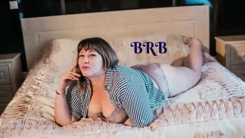 Snapshot of love_milanna chatting on September 20, 2025, 11:39 pm Milana online show from September 20, 2025, 11:39 pm