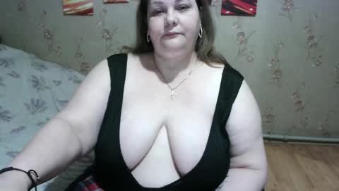 Milana online show from May 19, 2026, 12:16 am
