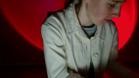 Vivian online show from January 14, 2026, 2:33 pm