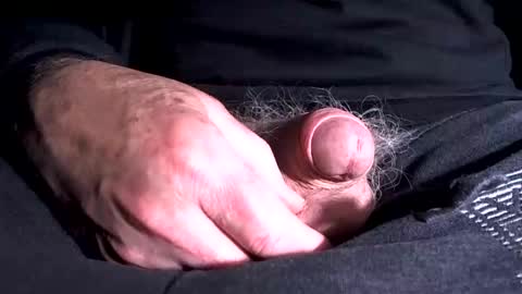 Snapshot of loveboys2025 chatting on November 24, 2025, 9:36 pm loveboys2025 online show from November 24, 2025, 9:36 pm