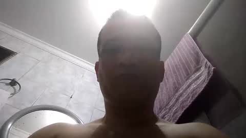 lovecam2camgo online show from October 23, 2025, 10:19 pm