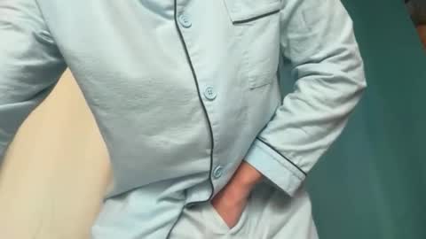 Snapshot of lovecoquin chatting on October 30, 2025, 2:29 pm lovecoquin online show from October 30, 2025, 2:29 pm