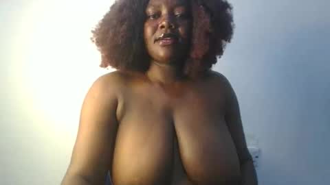 mila online show from September 19, 2025, 12:50 pm