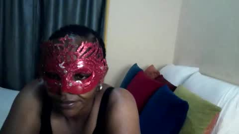 loveedee4 online show from December 17, 2025, 9:43 pm