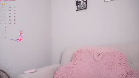 katalina   online show from December 28, 2024, 5:44 am