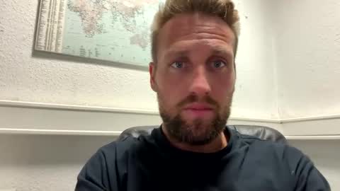 Snapshot of lovefuesse chatting on September 19, 2025, 7:43 am lovefuesse online show from September 19, 2025, 7:43 am