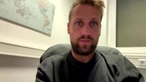 Snapshot of lovefuesse chatting on November 11, 2025, 8:58 am lovefuesse online show from November 11, 2025, 8:58 am