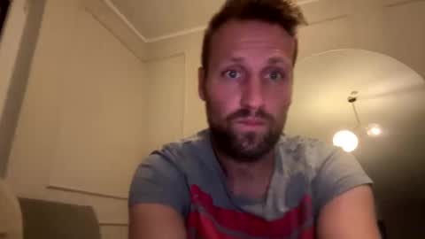 Snapshot of lovefuesse chatting on November 12, 2025, 4:18 pm lovefuesse online show from November 12, 2025, 4:18 pm