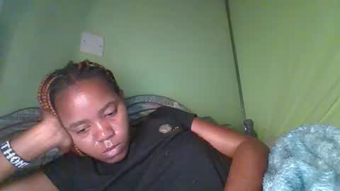 lovegal335 online show from January 17, 2026, 2:05 am