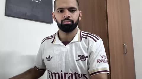 Snapshot of lovehairyindian chatting on June 6, 2026, 1:32 am Indian hairy online show from June 6, 2026, 1:32 am
