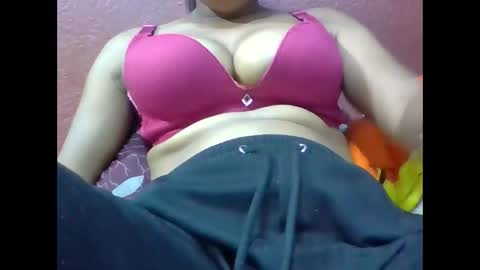 loveinlife750427 online show from February 26, 2026, 3:22 pm