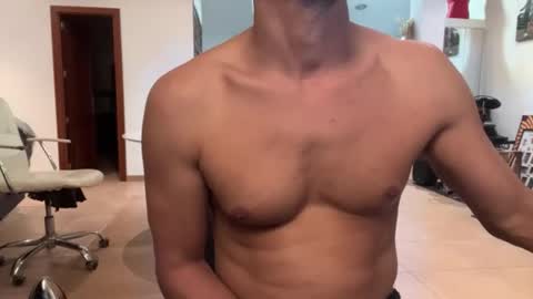 Loveisperfect online show from October 16, 2025, 8:10 pm