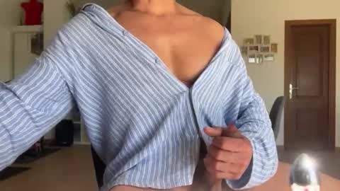 Loveisperfect online show from April 7, 2026, 8:48 am