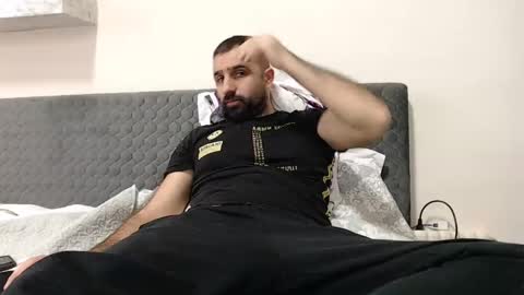 loveivat80 online show from February 2, 2025, 8:35 am