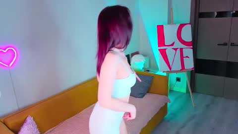 lovekessy online show from September 20, 2025, 8:26 am