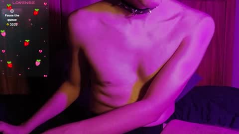 Snapshot of lovelessaiko chatting on March 4, 2026, 8:42 am Aiko online show from March 4, 2026, 8:42 am