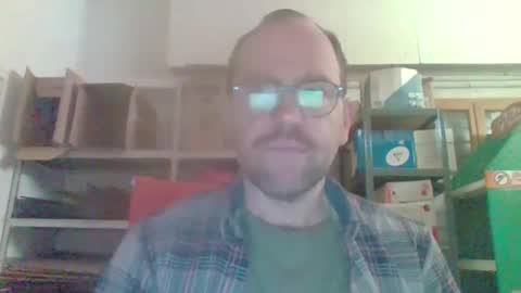 Snapshot of lovelick007 chatting on February 19, 2025, 9:39 am lovelick007 online show from February 19, 2025, 9:39 am