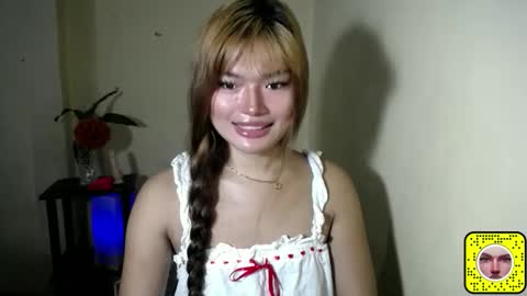 lovelily_xoxo online show from April 12, 2026, 9:42 pm