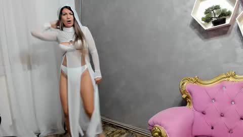 Katty online show from September 16, 2025, 7:37 pm