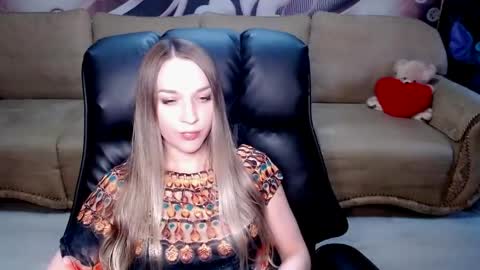 private open online show from May 19, 2026, 3:29 pm