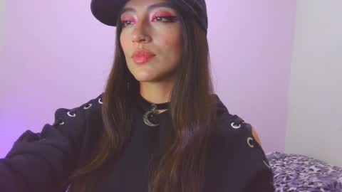 Tami online show from September 17, 2025, 2:57 am