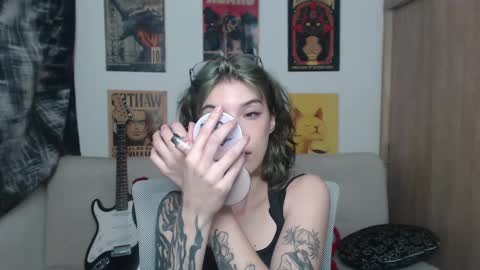 Cassie online show from February 19, 2025, 1:29 am