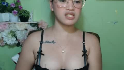 hearty2 Hey guys  Im Jess  online show from March 8, 2026, 3:54 am