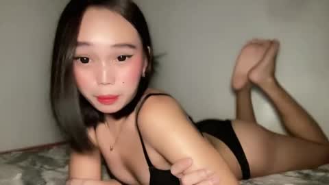 lovely_cittie18 online show from November 21, 2025, 1:10 pm